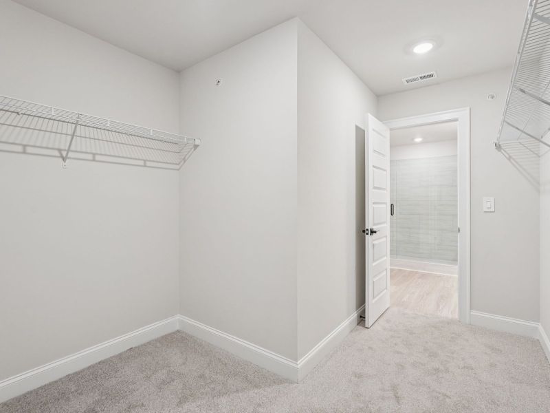 Spacious, unfurnished interior of a new home in Hemingway - Highland Series, Cumming (Image 19).