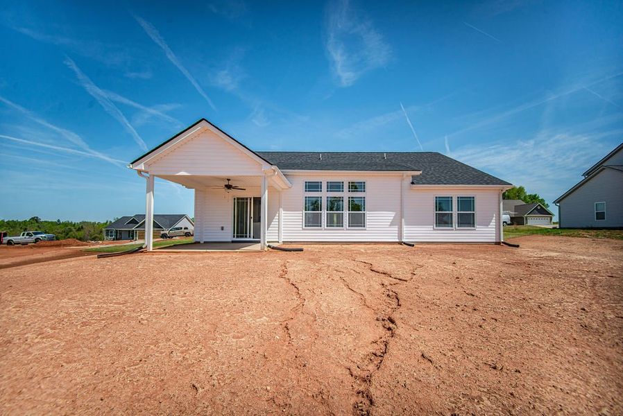Representative exterior details of a home built from the Franklin by Enchanted Homes in Guadalupe Heights, Seguin (Image 28).