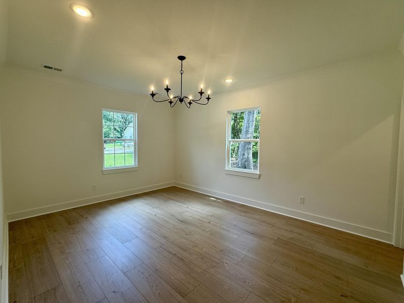Spacious, unfurnished interior of a new home in , St. Matthews (Image 13).