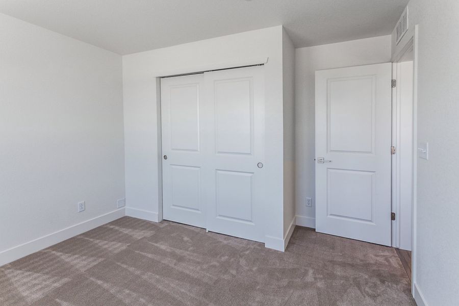 Spacious, unfurnished interior of a new home in Bloom, Fort Collins (Image 40).