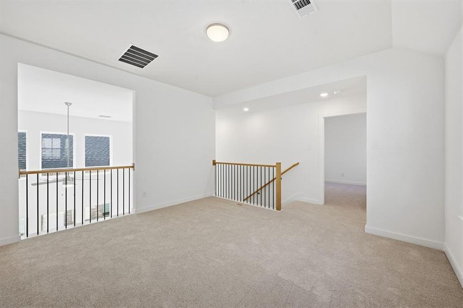 Spacious, unfurnished interior of a new home in Pecan Square, Northlake (Image 13).