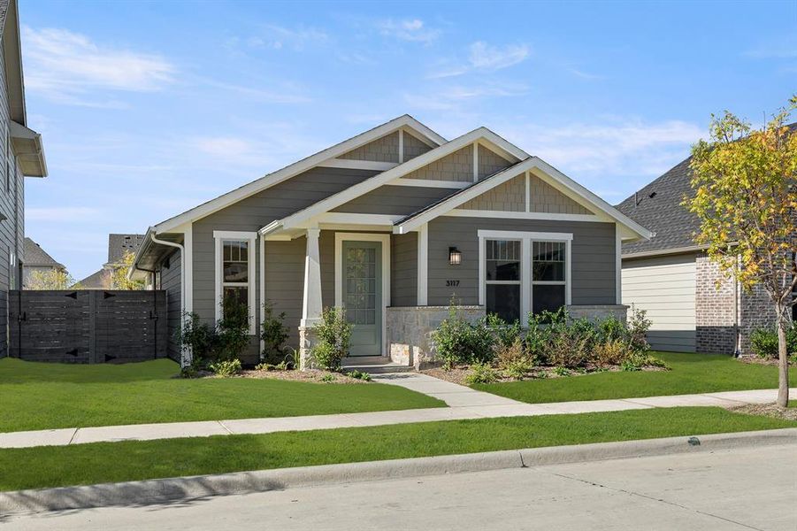 02. 3117 Eddington - Front (2) 02. 3117 Eddington - Front (2)