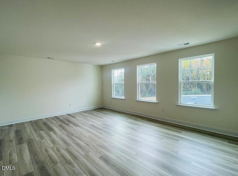 Screenshot 2025-11-03 122308