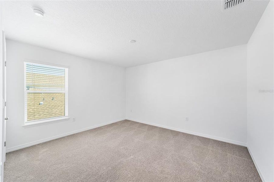 Spacious, unfurnished interior of a new home in Calesa Township, Ocala (Image 41).