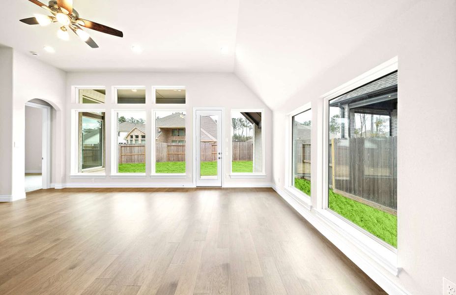 Representative unfurnished interior of a home built from the 2406 by Ravenna Homes in The Highlands 55′, Porter (Image 22).