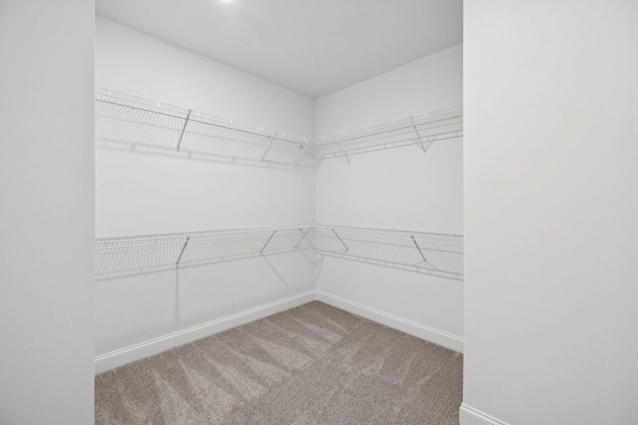 Image 41 of a home in Willow Landing.