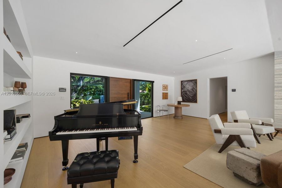 Furnished interior view inside a new home in , Coral Gables (Image 38).