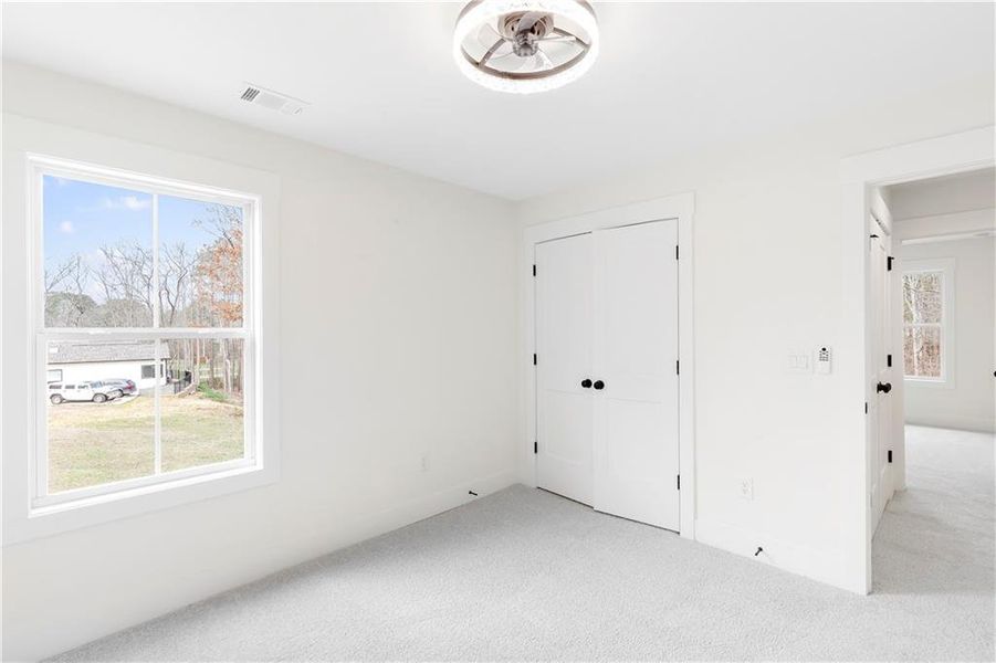 Spacious, unfurnished interior of a new home in , Dallas (Image 45).