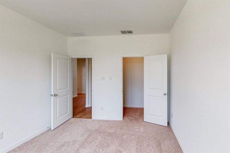 Spacious, unfurnished interior of a new home in Lilybrooke at Legacy Hills, Celina (Image 29).