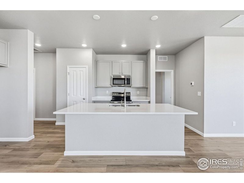 Furnished interior view inside a new home in Cordovan, Longmont (Image 8).