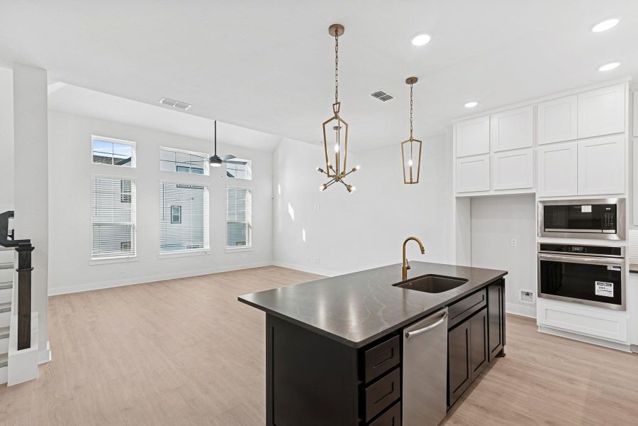 Furnished interior view inside a new home in Retreat at Oak Park, Houston (Image 7). Furnished interior view inside a new home in Retreat at Oak Park, Houston (Image 7).