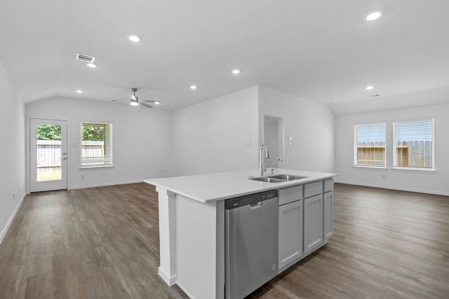 Furnished interior view inside a new home in Venetian Pines, Conroe (Image 5).
