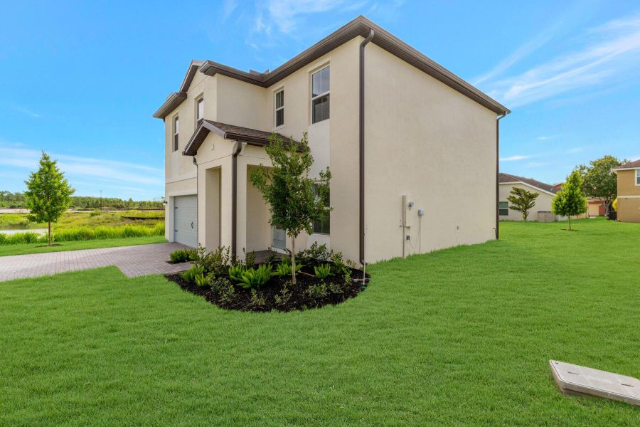 Furnished interior view inside a new home in , Fort Pierce (Image 19).