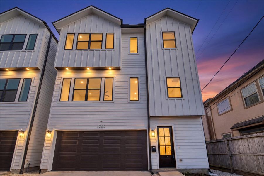 Beautifully designed freestanding patio home in the heart of Houston.