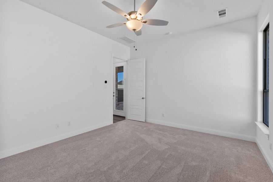 4br New Home in McKinney, TX.  - Slide 22