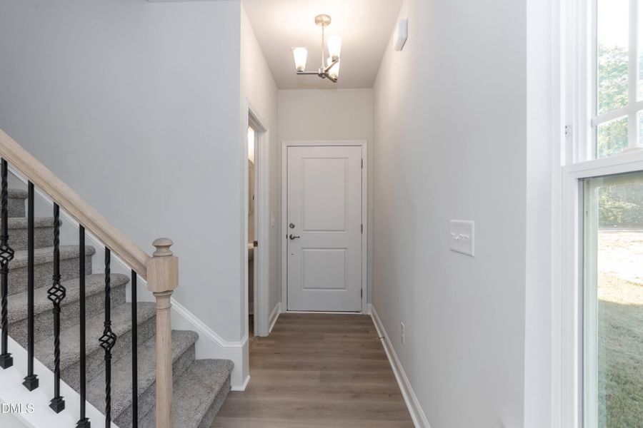 Enterance 02