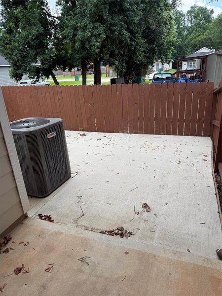 Exterior details and patio area of a home in , Willis (Image 21).