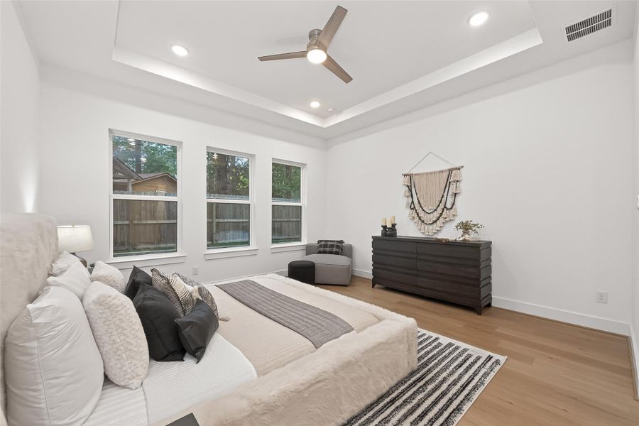 PRIMARY BEDROOM PRIMARY BEDROOM