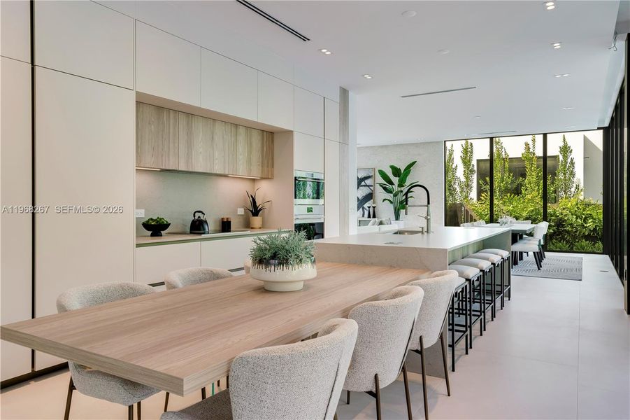 Community amenities in , Miami (Image 46).