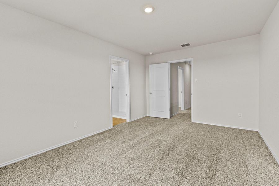 Spacious, unfurnished interior of a new home in Ladera, Luling (Image 21). Spacious, unfurnished interior of a new home in Ladera, Luling (Image 21).