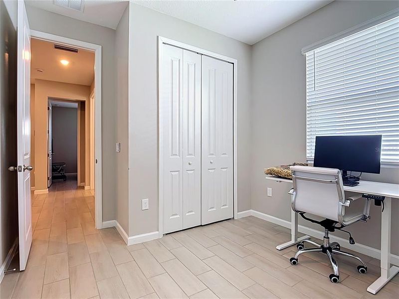 Furnished interior view inside a new home in Seasons at Big Sky, Kissimmee (Image 17).