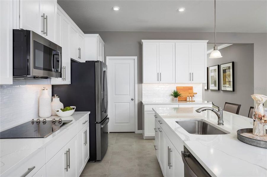 Furnished interior view inside a new home in Morningside Reserve, Leesburg (Image 8).