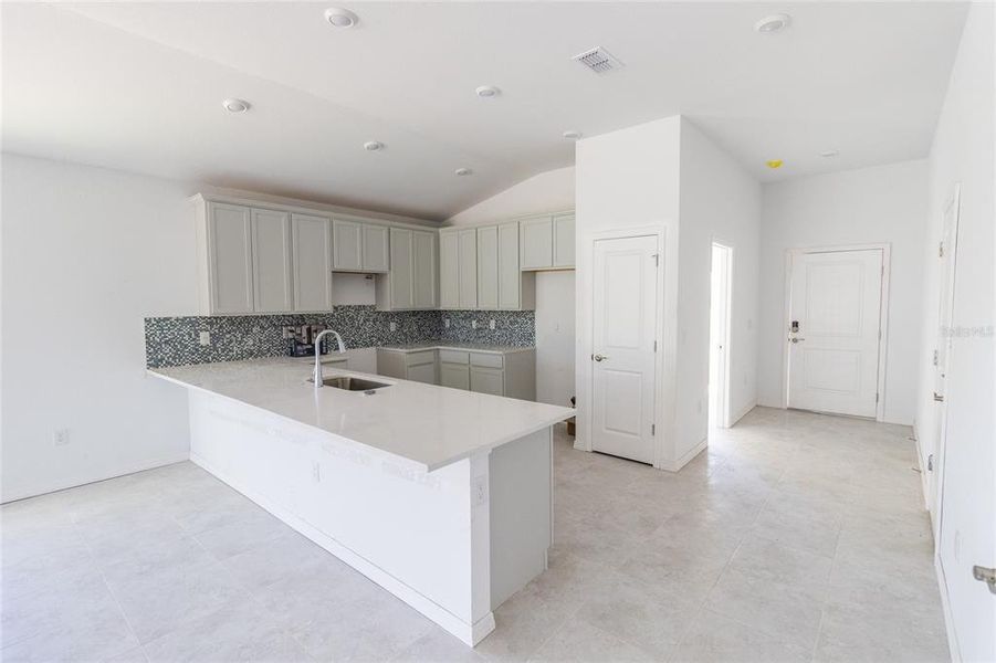 Image 19 of a home in .