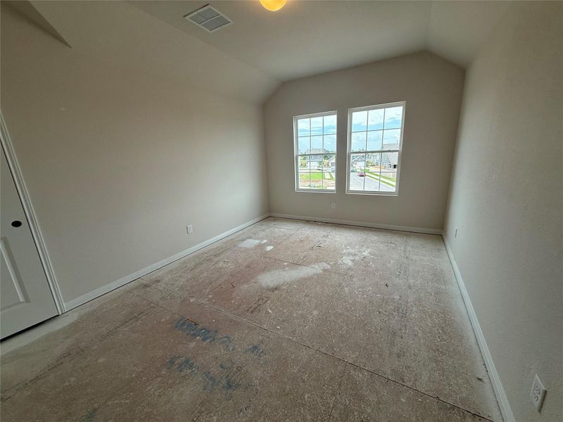 Spacious, unfurnished interior of a new home in Cannon Ranch 40s, Dripping Springs (Image 19). Spacious, unfurnished interior of a new home in Cannon Ranch 40s, Dripping Springs (Image 19).
