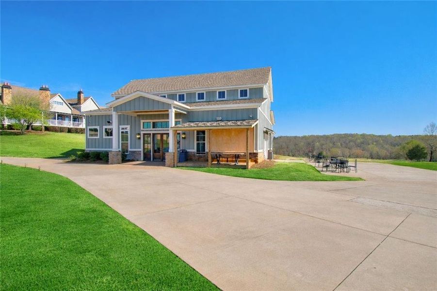 Exterior details and patio area of a home in , Homer (Image 31).