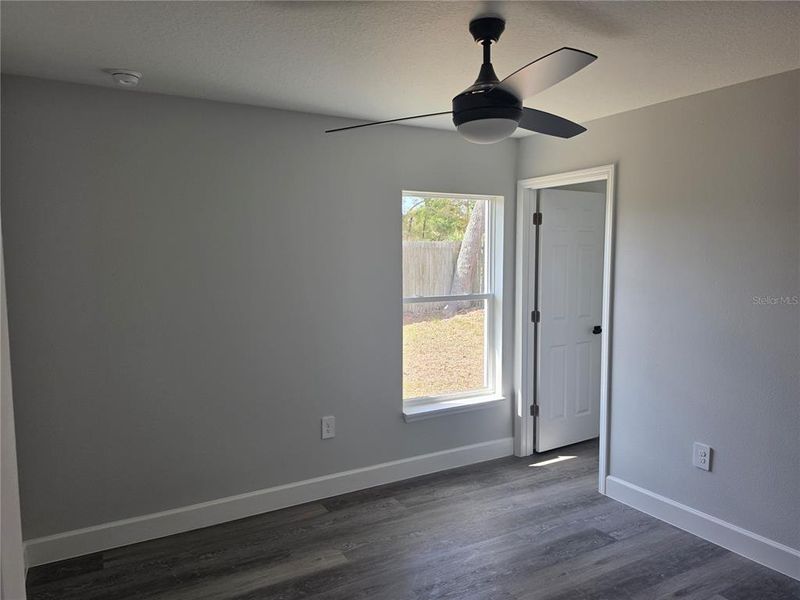 Spacious, unfurnished interior of a new home in , Ocala (Image 28).