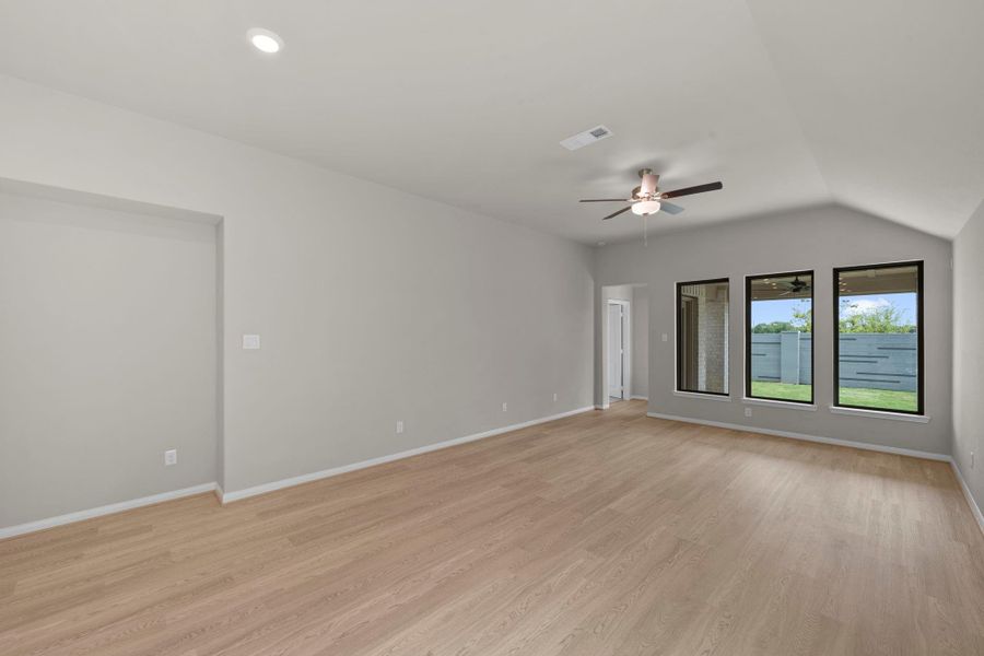 Spacious, unfurnished interior of a new home in Jubilee, Hockley (Image 15).