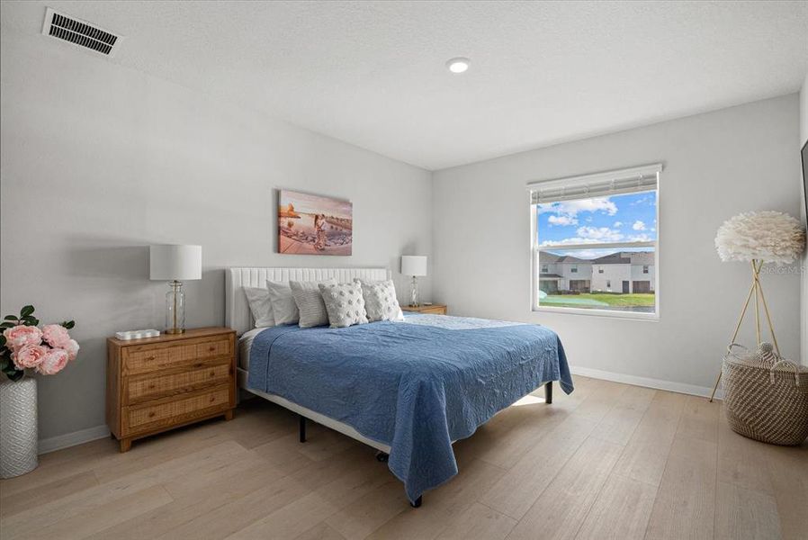 Furnished interior view inside a new home in Star Farms at Lakewood Ranch, Bradenton (Image 26). Furnished interior view inside a new home in Star Farms at Lakewood Ranch, Bradenton (Image 26).