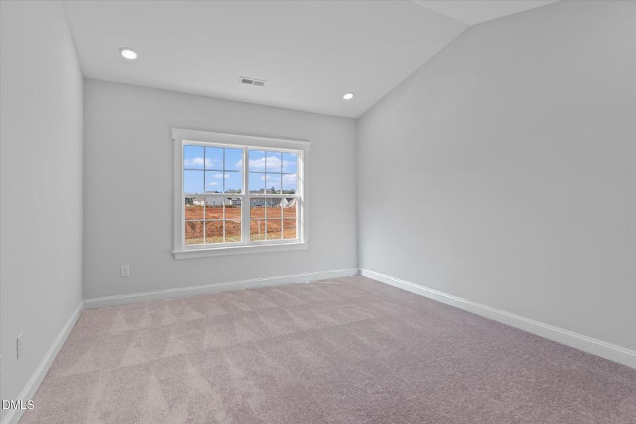 15-1111 Nantucket Drive Primary Bedroom