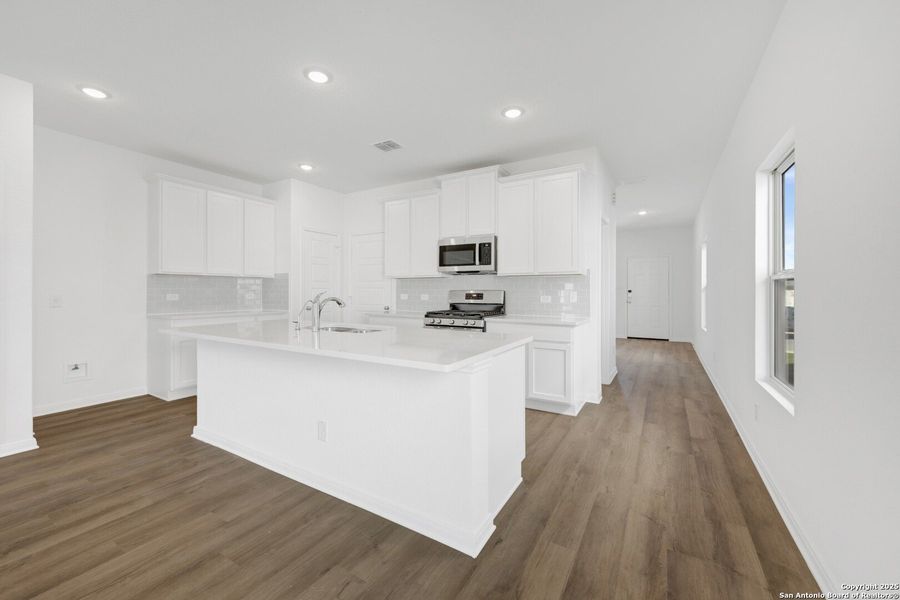 Furnished interior view inside a new home in Winding Brook, San Antonio (Image 10).