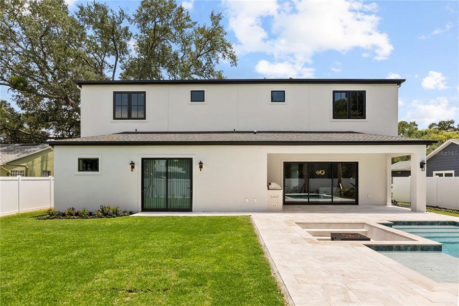 Exterior details and patio area of a home in , Orlando (Image 25).