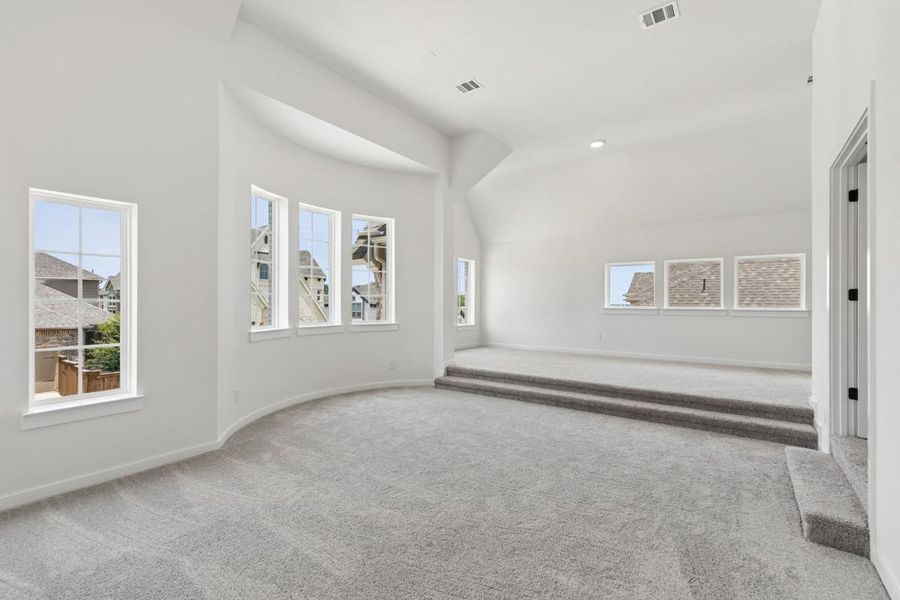 Spacious, unfurnished interior of a new home in Walton Ridge, Corinth (Image 22).