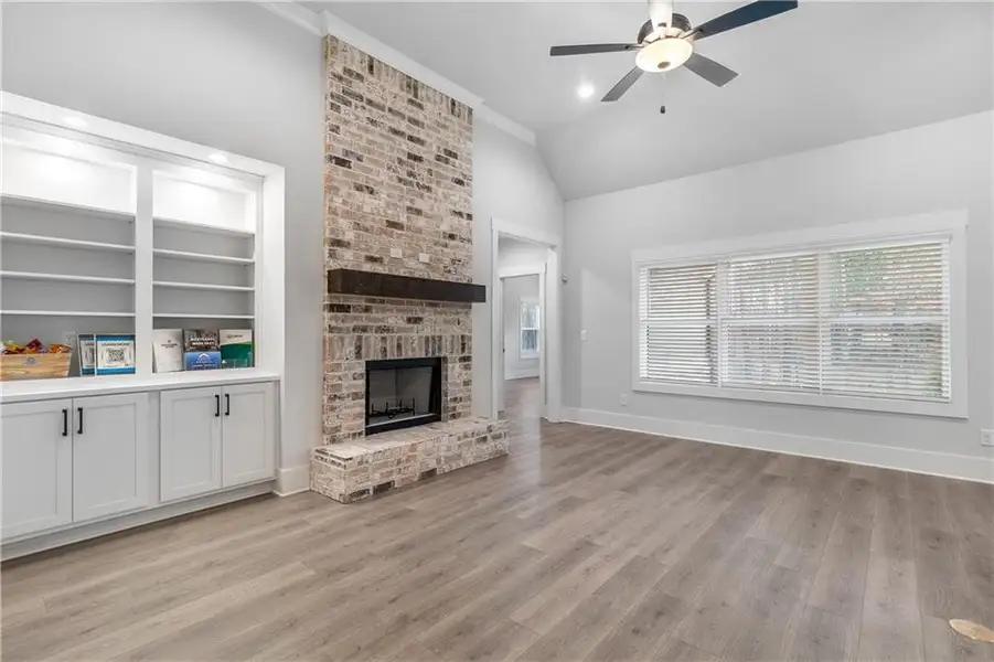 Furnished interior view inside a new home in Stonegate, Monroe (Image 6).