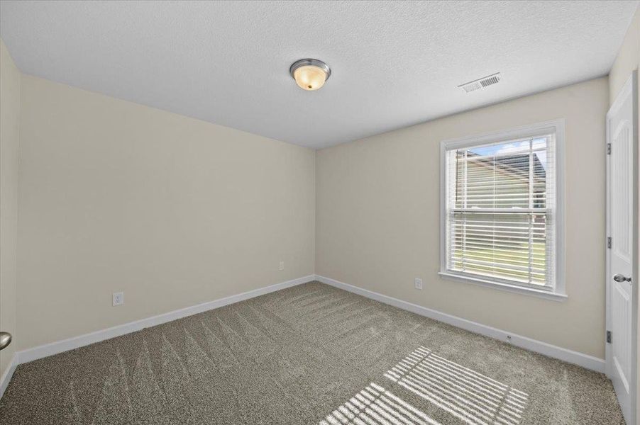 Spacious, unfurnished interior of a new home in Mills Gin, Campobello (Image 15).