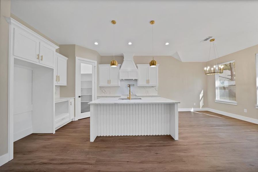 Furnished interior view inside a new home in , Dallas (Image 6).