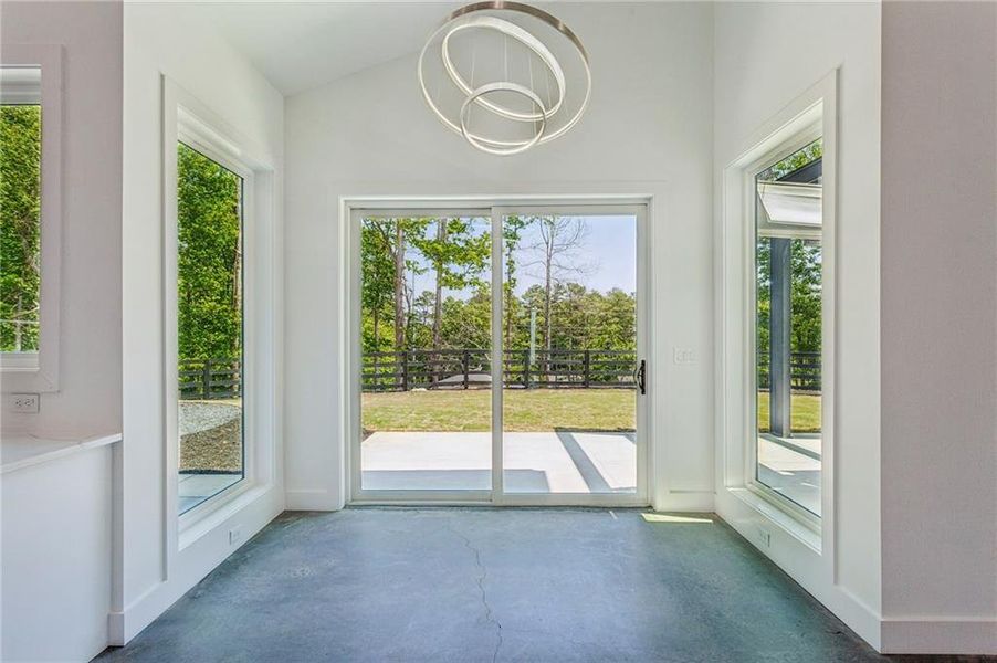 Spacious, unfurnished interior of a new home in , Marietta (Image 20).