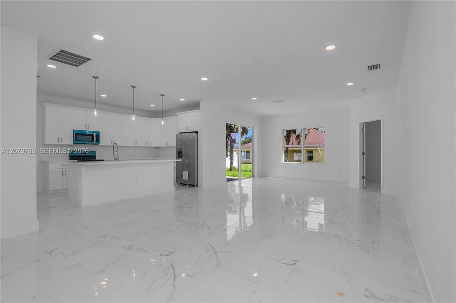 Spacious, unfurnished interior of a new home in , North Port (Image 14). Spacious, unfurnished interior of a new home in , North Port (Image 14).