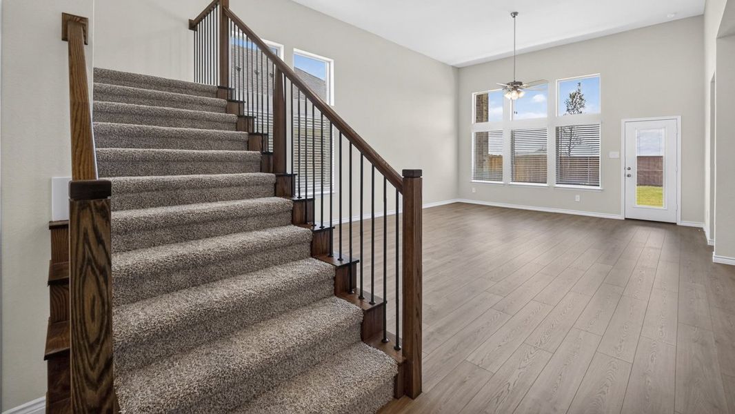 Representative unfurnished interior of a home built from the H233 Alpine by D.R. Horton in Lilybrooke at Legacy Hills, Celina (Image 10).