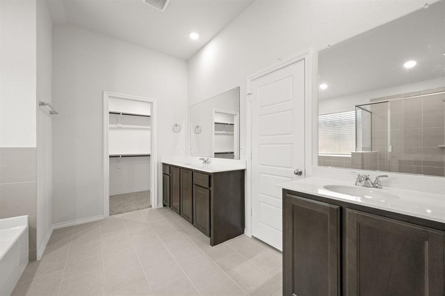 2641 Riverbank- Primary Suite-3