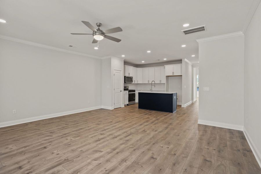 Spacious, unfurnished interior of a new home in , Greenwood (Image 12).