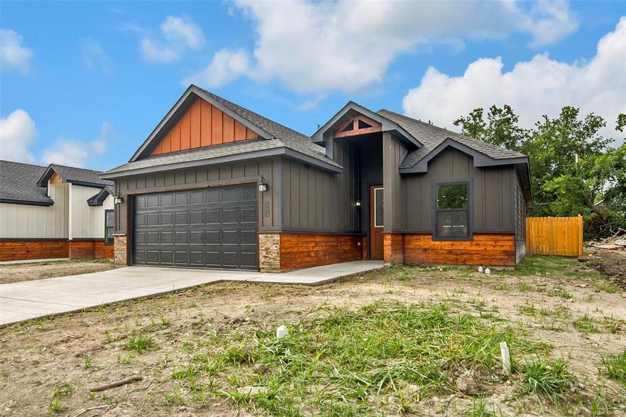 Front exterior of a new home in , Whitewright, TX, highlighting curb appeal (Image 16). Front exterior of a new home in , Whitewright, TX, highlighting curb appeal (Image 16).