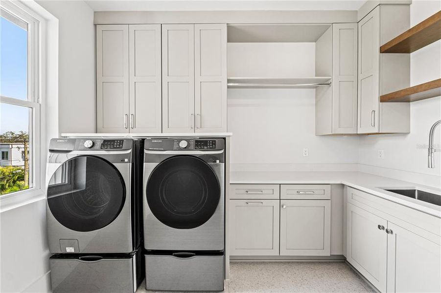 Furnished interior view inside a new home in , Tampa (Image 9).