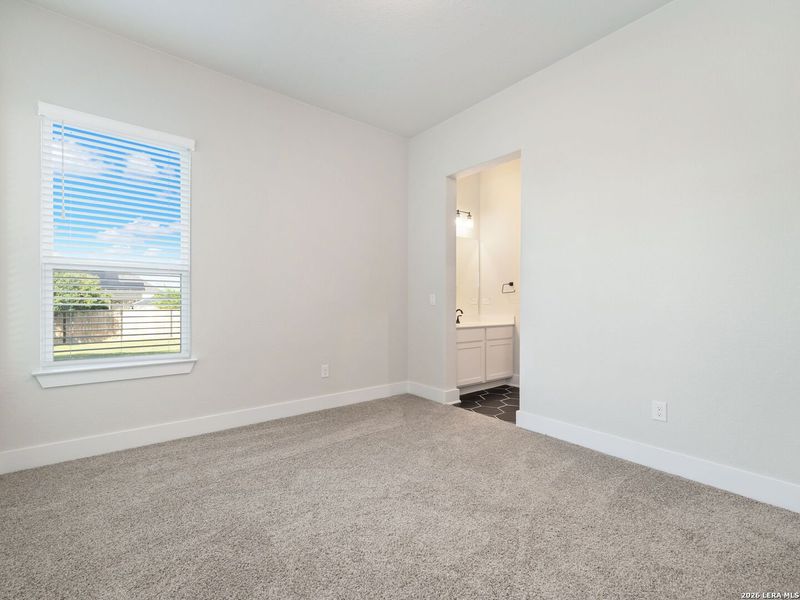 Spacious, unfurnished interior of a new home in Potranco Oaks 100's, Castroville (Image 41). Spacious, unfurnished interior of a new home in Potranco Oaks 100's, Castroville (Image 41).