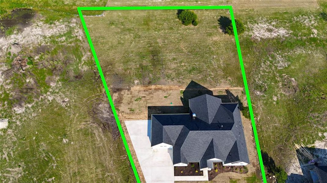 Image 33 of a home in . Image 33 of a home in .