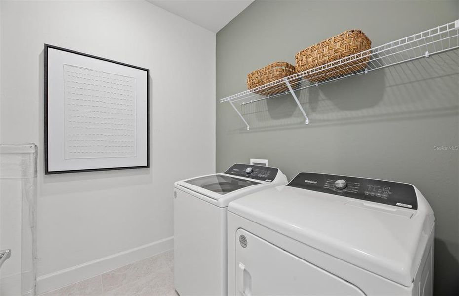 Close-up of interior finishes inside a home in , Bradenton (Image 19). Close-up of interior finishes inside a home in , Bradenton (Image 19).