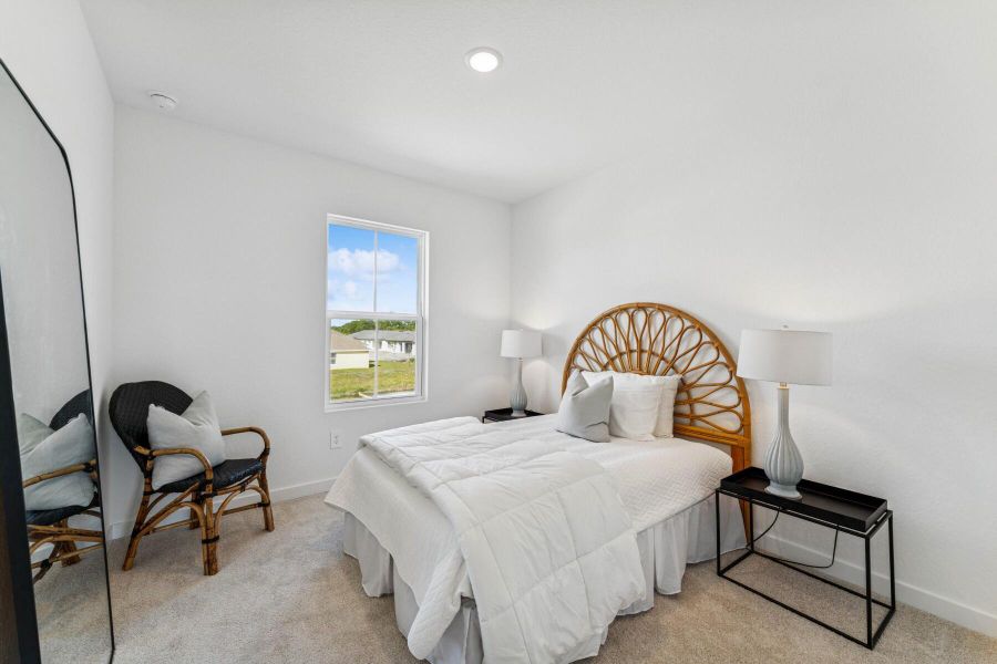 Spacious, unfurnished interior of a new home in , Fort Pierce (Image 36).